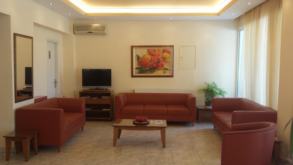 Dimitra Hotel Лутра-Эдипсу Экстерьер фото