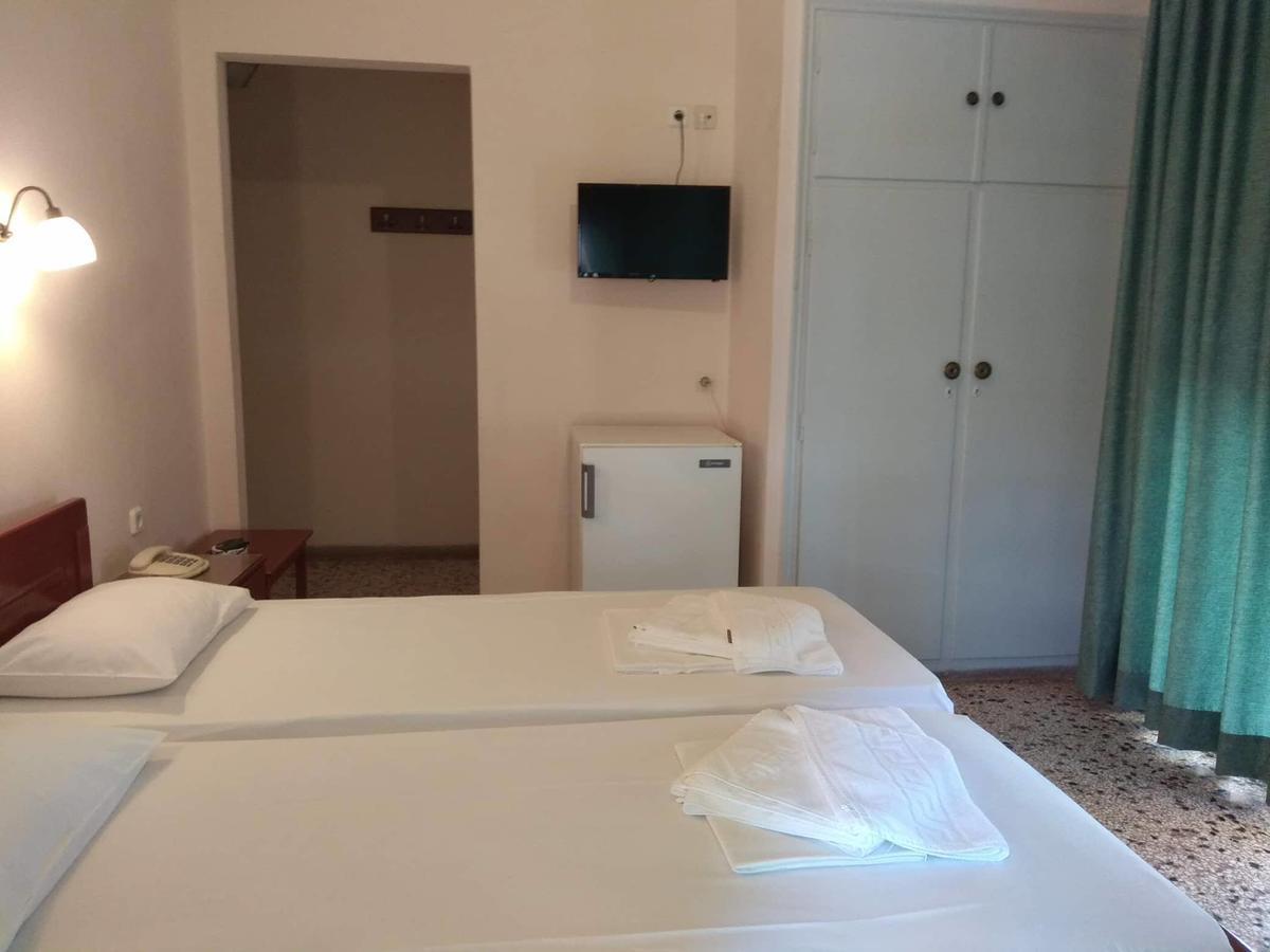 Dimitra Hotel Лутра-Эдипсу Экстерьер фото